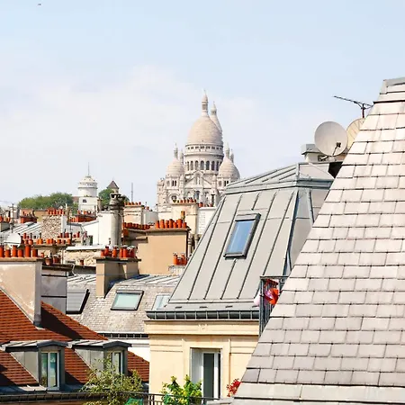 Bm Face Au Sacrecoeur Escapade A Deux Parigi