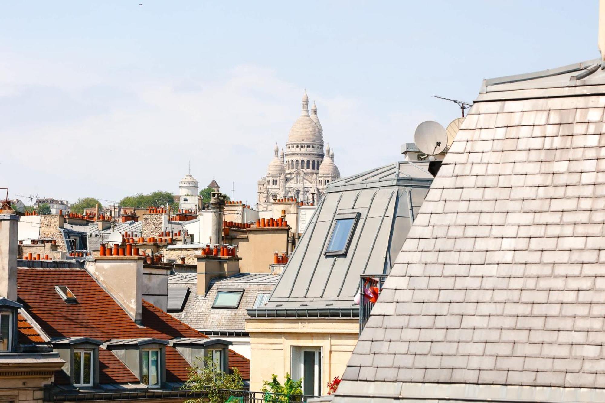 Bm Face Au Sacrecoeur Escapade A Deux Parigi